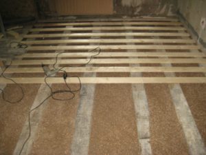 Как сделать деревянный пол в гараже своими руками: пошаговая технология монтажа