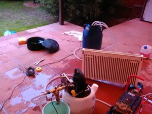 Как самостоятельно промыть систему отопления в частном доме?