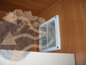 Обратная тяга вентиляции – что предпринять, если дует в квартиру?