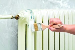 Покраска горячих батарей – можно ли обновлять радиаторы в отопительный сезон?