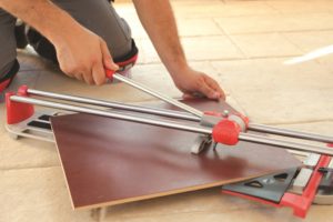 Как резать керамическую плитку в домашних условиях
