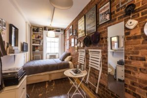 Стиль лофт в интерьере маленькой квартиры – правила оформления комнат