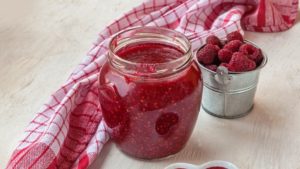 Простые, но эффективные способы заготовить ягоды и фрукты на зиму без сахара