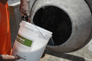 Пластификатор для цементного раствора – как сделать из подручных средств?