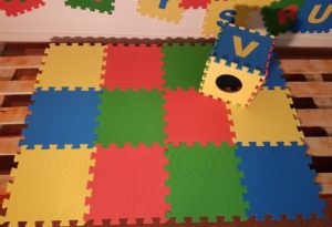 Мягкие модульные полы-пазлы для детских комнат: виды и особенности покрытий