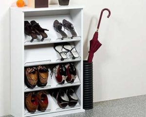 Полки для обуви – идеи для узкой и широкой прихожей