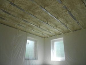 Утепление потолка минватой – комфортная температура в доме гарантирована!