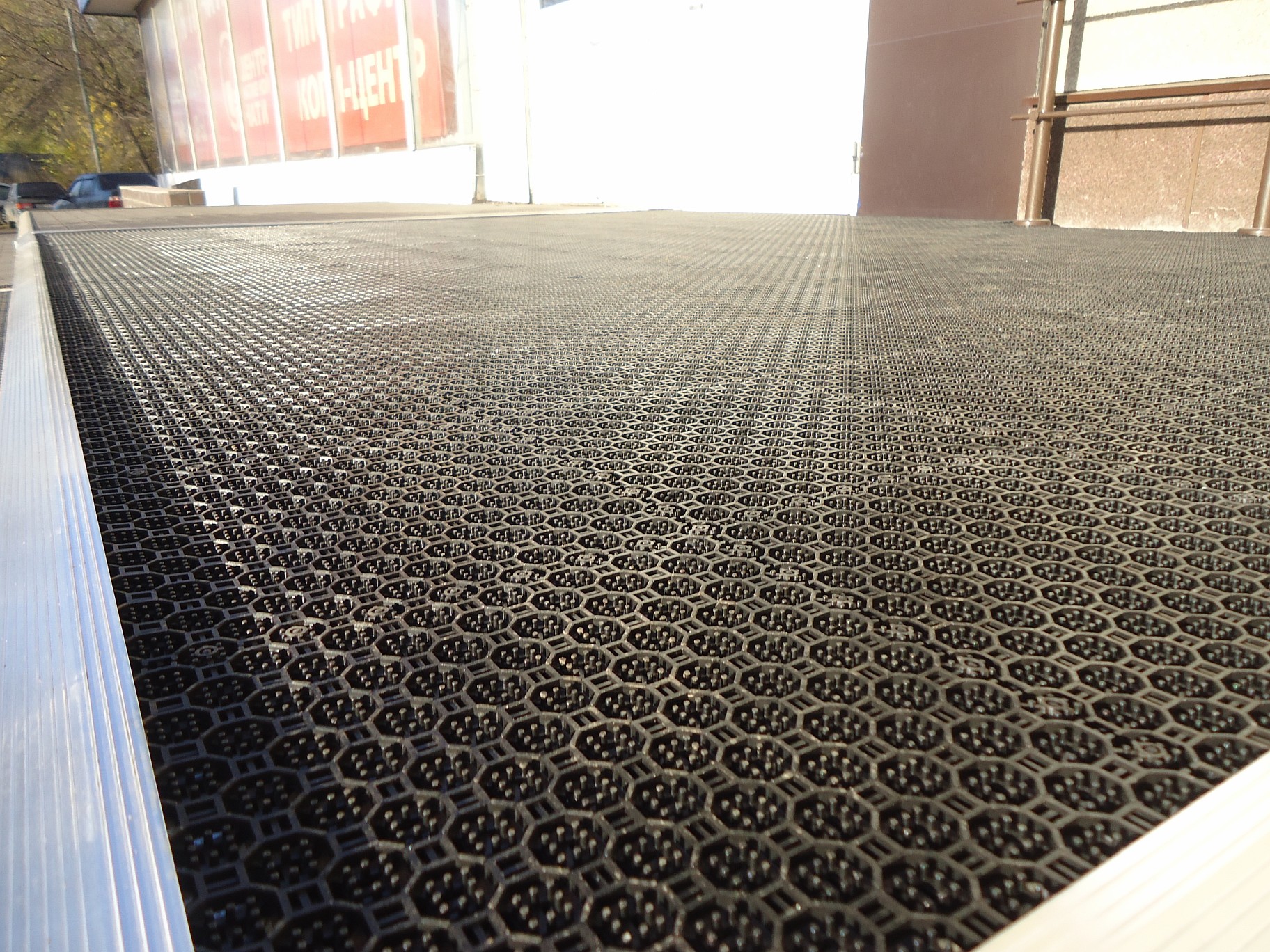 Особенности грязезащитных покрытий